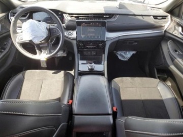 Jeep Grand Cherokee V 2023 Jeep Grand Cherokee Laredo 3.6 Benzyna 293KM, zdjęcie 6