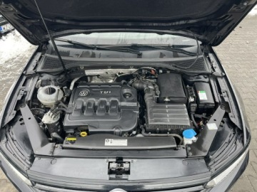 Volkswagen Passat B8 Variant 2.0 TDI 150KM 2015 Volkswagen Passat Variant Highline Automat Podgrz., zdjęcie 10