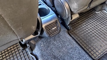 Opel Combo D Tour 1.6 CDTI 105KM 2017 Opel Combo Tour Van 1.6 CDTI L1H1 - diesel 5 drzwi, zdjęcie 24