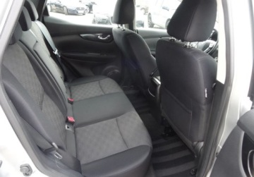 Nissan Qashqai II Crossover 1.2 DIG-T 115KM 2017 Nissan Qashqai 1.2 115KM Automat Bezwypadkowy Oplacony Okazja 1.2, zdjęcie 14