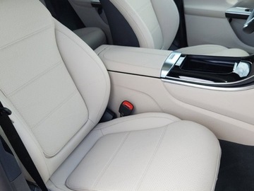 Mercedes GLC C254/X254 Coupe 2.0 220d 197KM 2026 GLC 220 d 4-Matic Avantgarde 2.0 (197KM) 2026, zdjęcie 7