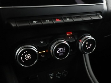 Renault Captur II Crossover 1.0 TCe LPG 100KM 2021 Renault Captur Intens LPG navi PDC półskóra, zdjęcie 27