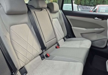 Volkswagen Golf VIII Variant 2.0 TDI 115KM 2021 Volkswagen Golf SalonPL 2.0TDI 115KM Style LED Plus Alu17 Masaz Pakiety AC, zdjęcie 14