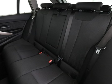 BMW Seria 3 F30-F31-F34 Touring Facelifting 2.0 318d 150KM 2017 BMW 318 Advantage automat navi grzane fotele PDC, zdjęcie 16