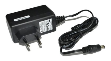 Zasilacz 15V 1.2A 5.5 X 2.1 (+) UMEC UP0181C-15PE