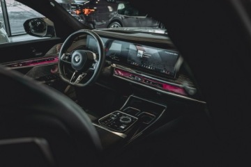 BMW Seria 7 G70 Sedan 3.0 40d 299KM 2024 BMW 740 xDrive Demo, leasing już za 5345 zł, zdjęcie 27