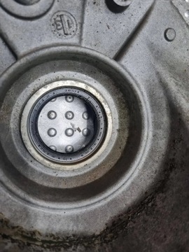 Картер 5-ступенчатой ​​коробки передач START STOP 02Z301103 Volkswagen VW T5 2.0 TDI