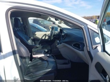 Chrysler Pacifica II 2022 Chrysler Pacifica Touring L 2022 3.6l 3.6 Benzyna 287KM, zdjęcie 7