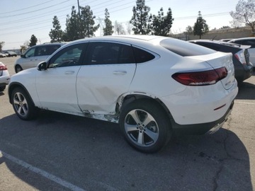 Mercedes GLC C253 2020 Mercedes-Benz GLC COUPE 300 4MATIC 2020, od ubezpieczalni 2.0 Benzyna 255KM, zdjęcie 3