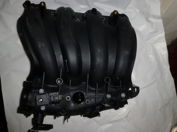 Kolektor ssący 7520343 BMW E90