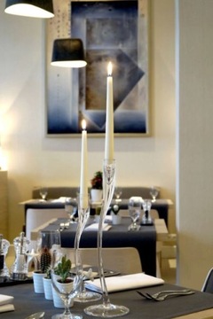 Świeca stożkowa 24cm/1szt świeczka stroik adwent dekoracja SREBRNA METALIK