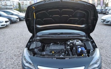 Opel Astra J Hatchback 5d 1.4 Turbo ECOTEC 140KM 2012 Opel Astra 1.4 Benzyna Xenon Tempomat Cz. parkowania Klimatyzacja 1.4 140KM, zdjęcie 22