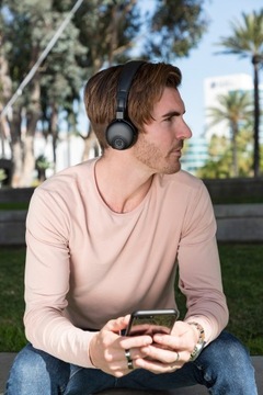 Беспроводные наушники JLab Headset Studio ANC