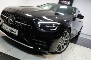 Mercedes Klasa E W213 Limuzyna Facelifting 2.0 E220d 194KM 2021 Mercedes E 220 *4Matic*AMG Line*Salon Polska*I, zdjęcie 2