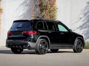 Mercedes GLB SUV 2.0 200d 150KM 2025 Od ręki - 200 d (150KM) AMG Line | MULTIBEAM LED + Night + Kamera cofania, zdjęcie 3