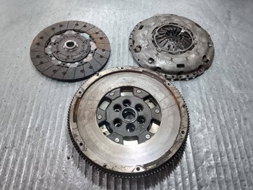 KOLO DVOUHMOTNÉ KOMPLETNÍ VW TOURAN I 124035410 2.0 TDI