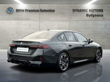 BMW Seria 5 G90-91 2025 BMW 520 BMW 520d xDrive M Pro Iconic Glow Harmann/, zdjęcie 4