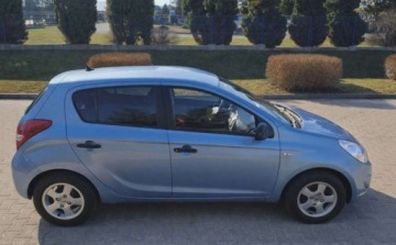 Hyundai i20 I Hatchback 5d 1.2 DOHC 78KM 2010 Hyundai i20 Hyundai i20 1.2 Comfort 1.2 Benzyna 78KM, zdjęcie 6