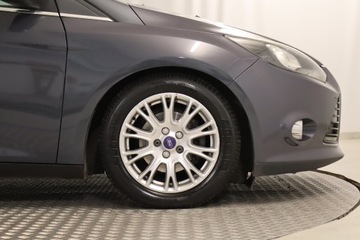 Ford Focus III Hatchback 5d 1.6 Duratorq TDCi DPF 115KM 2011 Ford Focus 1.6 TDCi, Navi, Klima, Klimatronic, zdjęcie 14