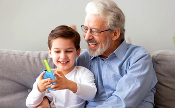 KOMUNIKATORY DLA DZIECI Z LATARKĄ I EKRANEM LCD 3 SZTUKI