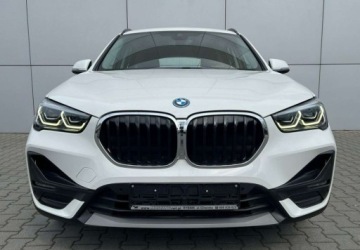 BMW X1 F48 Crossover Plug-In 1.5 25e 220KM 2021 BMW X1 Maly przebieg Faktura VAT 23 1.5 Hybryda Plug-in 220KM, zdjęcie 3