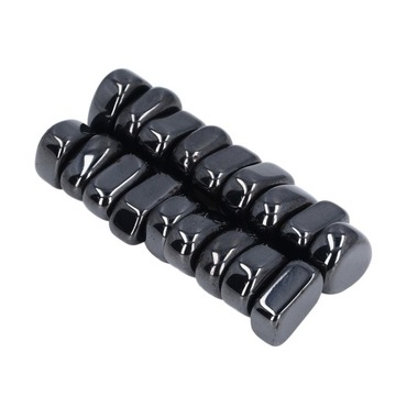 Магнитная шахматная игра с 18 камнями на 2М памяти.