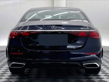 Mercedes Klasa E W214 Sedan 2.0 220d 197KM 2025 220 d 4-Matic AMG Sedan 2.0 (197KM) 2025, zdjęcie 1