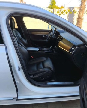 Volvo V90 II Kombi Plug In 2.0 T8 Twin Engine 391KM 2019 Volvo V90 T8 Recharge AWD Geartronic Inscription 2.0 391KM, zdjęcie 11