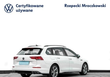 Volkswagen Golf VIII Hatchback 2.0 TSI 190KM 2023 Volkswagen Golf Variant 2.0TSI 190KM R-Line DSG, Reflektory LED Plus, Podg, zdjęcie 9