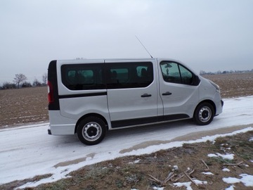 Opel Vivaro B Kombi Extra Long H1 2,9t 1.6 BiTurbo 125KM 2015 OPEL VIVARO 1.6 CDTI Z NIEMIEC 9-OSOBOWY, zdjęcie 9