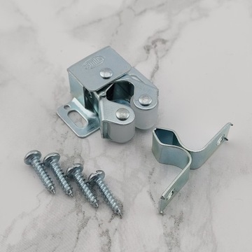 10x МЕБЕЛЬНЫЙ ЗАМОК С РОЛИКОВОЙ ЗАЩЕЛКОЙ, ВСТАВЛЕННЫЙ В ДВЕРИ ШКАФА, ОЦИНКОВАННЫЕ