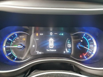 Chrysler Pacifica II 2021 Chrysler Pacifica Hybrid Touring L 2021 3.6l 3.6 Hybryda 260KM, zdjęcie 9