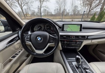 BMW X5 F15 SUV xDrive40e 313KM 2016 BMW X5 F15 X-DRIVE 4.0E LOUNGE PLUS 313ps HYBRID 2.0 Hybryda Plug-in, zdjęcie 23