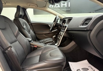 Volvo V40 II Cross Country D3 150KM 2014 Volvo V40 Volvo V40 D3 Ocean Race 2.0 Diesel 150KM, zdjęcie 16