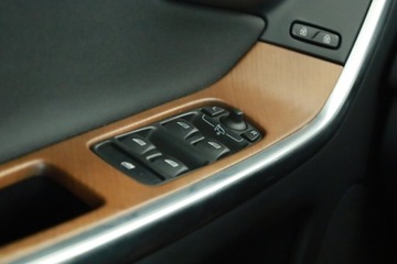 Volvo XC60 I 2014 Volvo XC60 2.4 D, 1. Właściciel, Serwis ASO, 4X4, zdjęcie 14