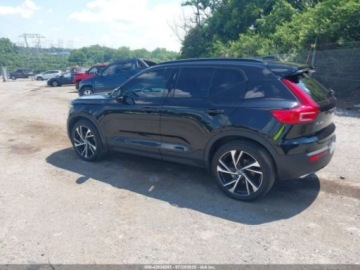 Volvo XC40 Crossover 2.0 T5 247KM 2020 Volvo XC 40 2020 VOLVO XC40 T5 R-DESIGN 2.0 Benzyna 248KM, zdjęcie 5