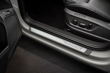 LIŠTA PRAHU VRSTVA  SKODA KAROQ ORIGINÁLNÍ