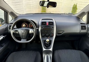 Toyota Auris I Hatchback 5d Facelifting 1.33 Dual VVT-i 101KM 2011 Toyota Auris Toyota Auris 1.33 VVT-i Terra 1.3 Benzyna 100KM, zdjęcie 8