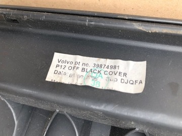 POLIČKA ROLETA KUFRU VOLVO V50 2004-2007