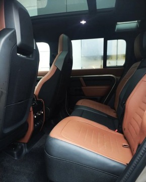 Land Rover Defender IV (L663) 90 5.0P V8 525KM 2025 Land Rover Defender Defender MY25.5 4.4P V8 635 PS AWD Auto 110 OCTA 4.4, zdjęcie 15