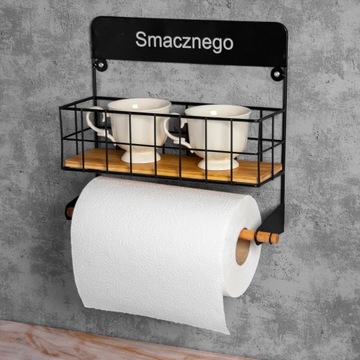 Полка для специй и вешалка для бумажных полотенец.