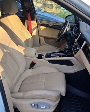 Porsche Macan SUV Facelifting II 2.9 S 380KM 2022 Porsche Macan Perlowykolor Skora Bogata wersja wyposazenia 2.9 Benzyna, zdjęcie 10