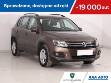 Volkswagen Tiguan I SUV Facelifting 1.4 TSI BlueMotion 122KM 2012 VW Tiguan 1.4 TSI, Salon Polska, Xenon, Bi-Xenon
