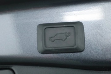 Toyota RAV4 V SUV 2.5 Hybrid Dynamic Force 218KM 2022 Toyota RAV 4 2.5 Hybrid, Salon Polska, Serwis ASO, zdjęcie 9