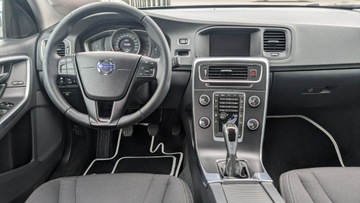 Volvo V60 I Kombi Facelifting 2.0 D2 DRIVE-E 120KM 2015 Volvo V60 2.0D 120PS OPŁACONY Bezwypadkowy Serwis, zdjęcie 22