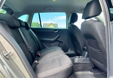 Skoda Rapid II Spaceback 1.2 TSI 105KM 2014 Skoda RAPID Skoda RAPID 1.2 TSI Ambition 1.2 Benzyna 105KM, zdjęcie 27