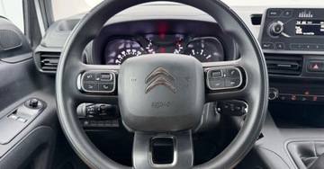 Citroen Berlingo III Osobowy M 1.2 PureTech 110KM 2022 Citroen Berlingo 1.2 PureTech Feel SS 110KM Salon PL 1.2 Benzyna 110KM, zdjęcie 9