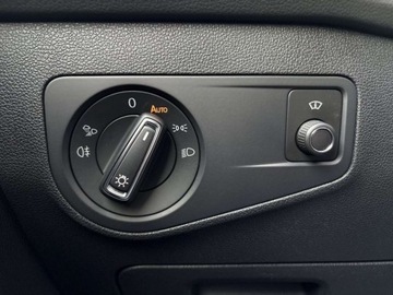 Volkswagen Tiguan II 2022 Volkswagen Tiguan TSI Plug-In Hybrid 245KM R-Line DCC LED Matrix Panora, zdjęcie 12