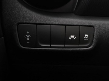 Hyundai Kona I Crossover 1.6 T-GDI 177KM 2020 Hyundai Kona 1.6 TGDI Iron Man Edition, zdjęcie 32