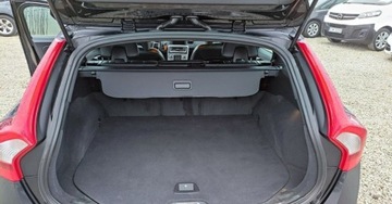 Volvo V60 I Kombi Facelifting 2.0 D4 DRIVE-E 190KM 2016 Volvo V60 2.0D 190 kM Klima Grzana Kanapa Skora Navi Bluetooth Xenon GWARA, zdjęcie 7